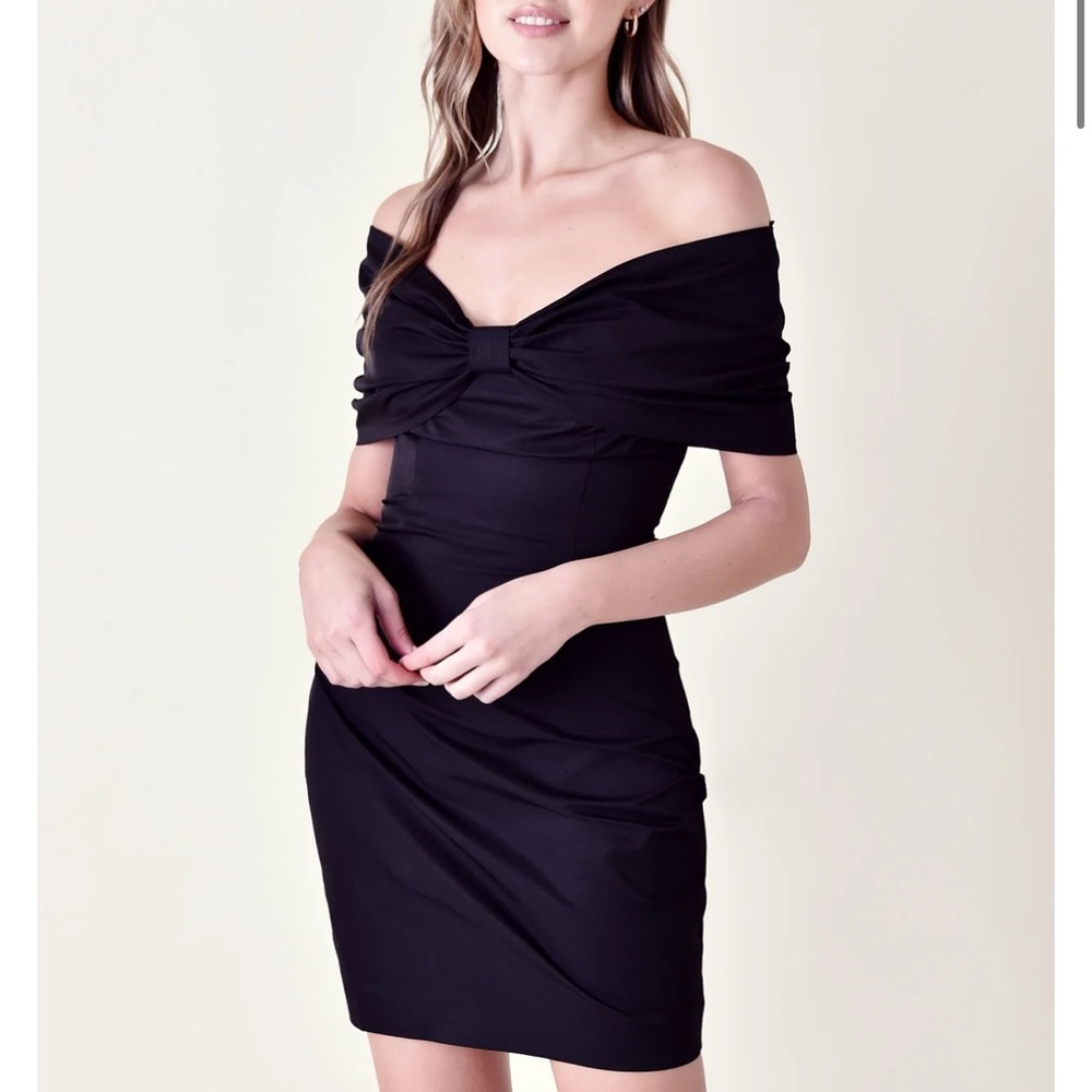 Fore Retro Off Shoulder Bow Dress in Black Size Large Mini Cocktail